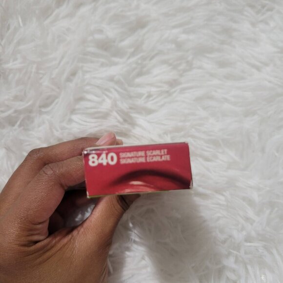 5$25 NWT COVERGIRL Outlast All-Day Lip Color Custom Reds, Signature Scarlet  840 - Picture 11 of 16